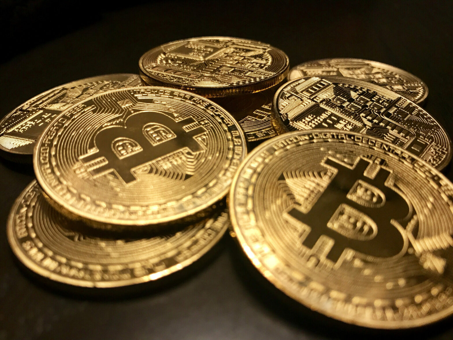 Bitcoin Münzen als Symbol für Kryptowährungen